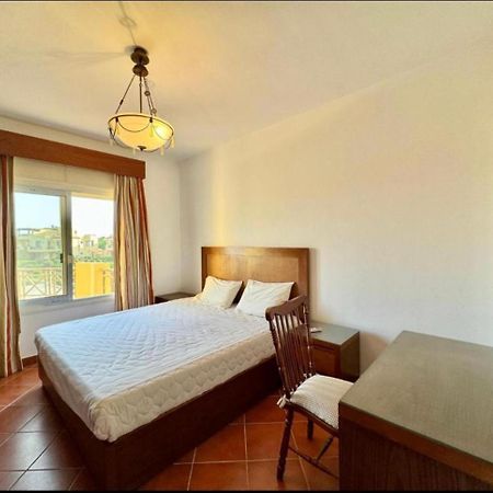 A Sea View Spacious Cheering 5 Bedroom Villa Ain Sokhna "Ain Bay" فيلا كاملة للإيجار قرية العين باي 艾因苏赫纳 外观 照片