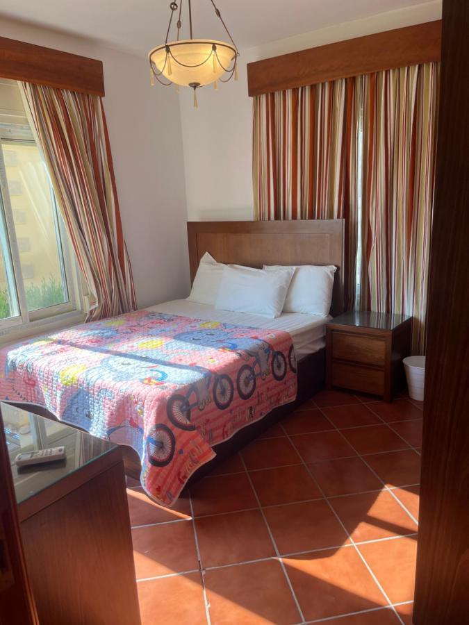 A Sea View Spacious Cheering 5 Bedroom Villa Ain Sokhna "Ain Bay" فيلا كاملة للإيجار قرية العين باي 艾因苏赫纳 外观 照片