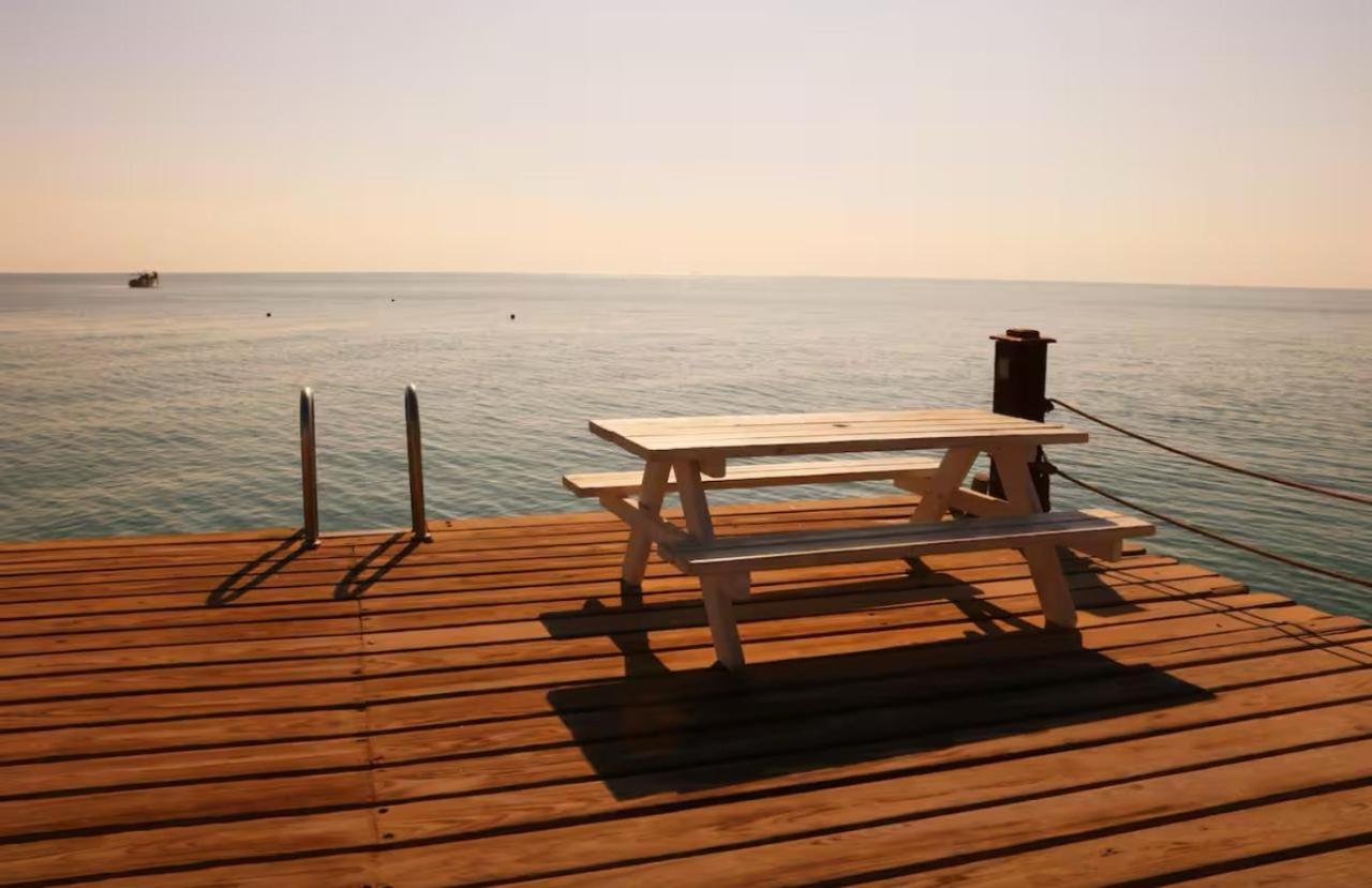 A Sea View Spacious Cheering 5 Bedroom Villa Ain Sokhna "Ain Bay" فيلا كاملة للإيجار قرية العين باي 艾因苏赫纳 外观 照片